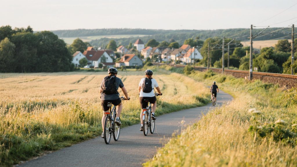Radweg an der Stammbahn
