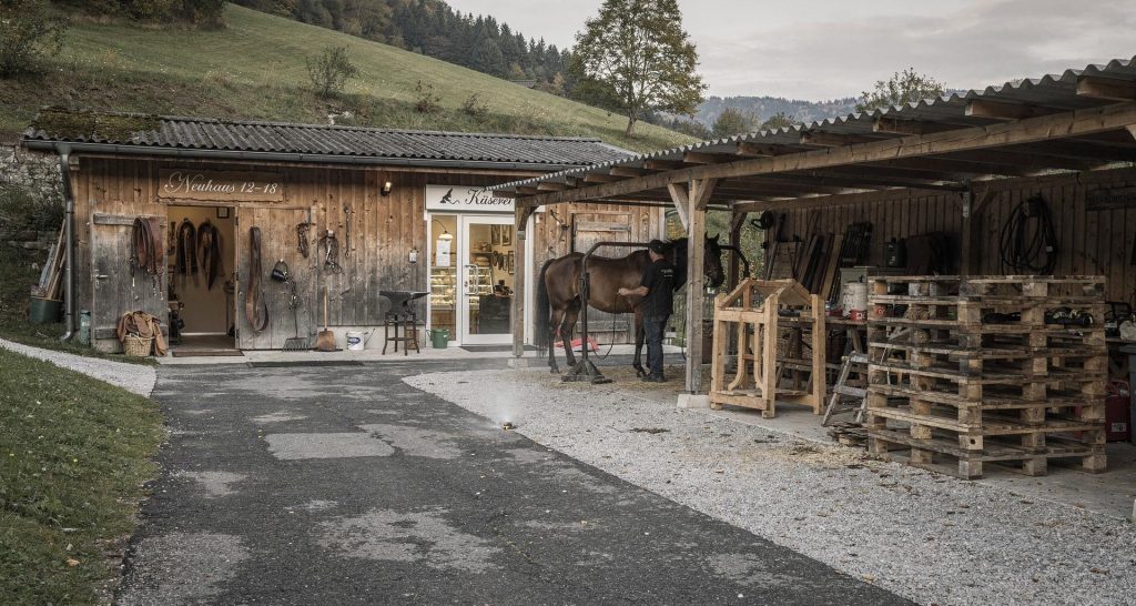 Werkstattzeile am Hang, Neuhaus 12 bis 18