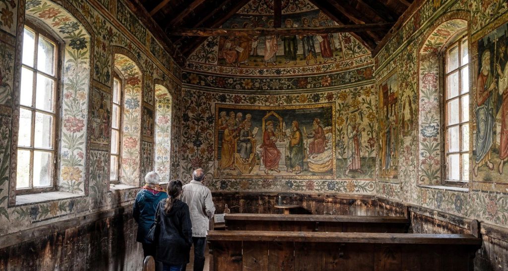 Holzkirche von Umpferstedt innen