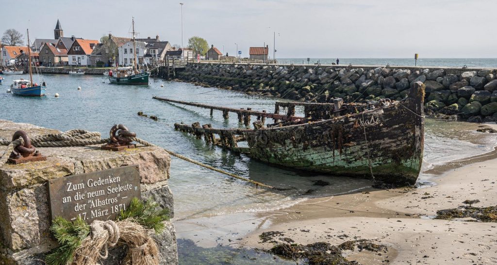 Rumpf des hölzernen Dreimastschoners „Albatros“